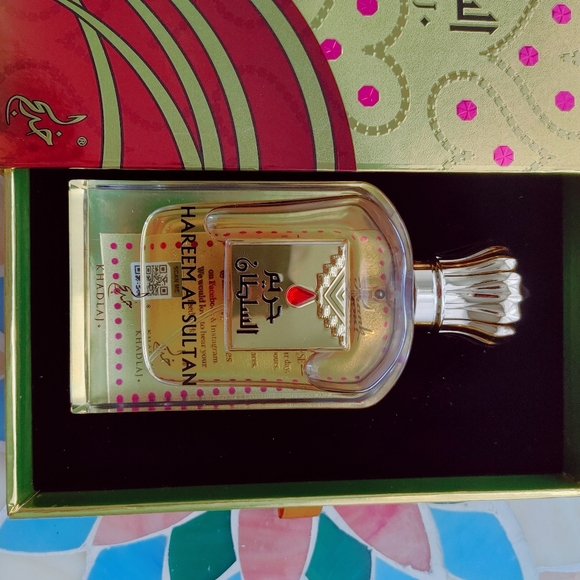 Hareem Al Sultan by Khadlaj - Picture 7 of 8